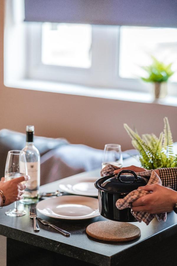 The Venue Serviced Apartments 허더즈필드 외부 사진