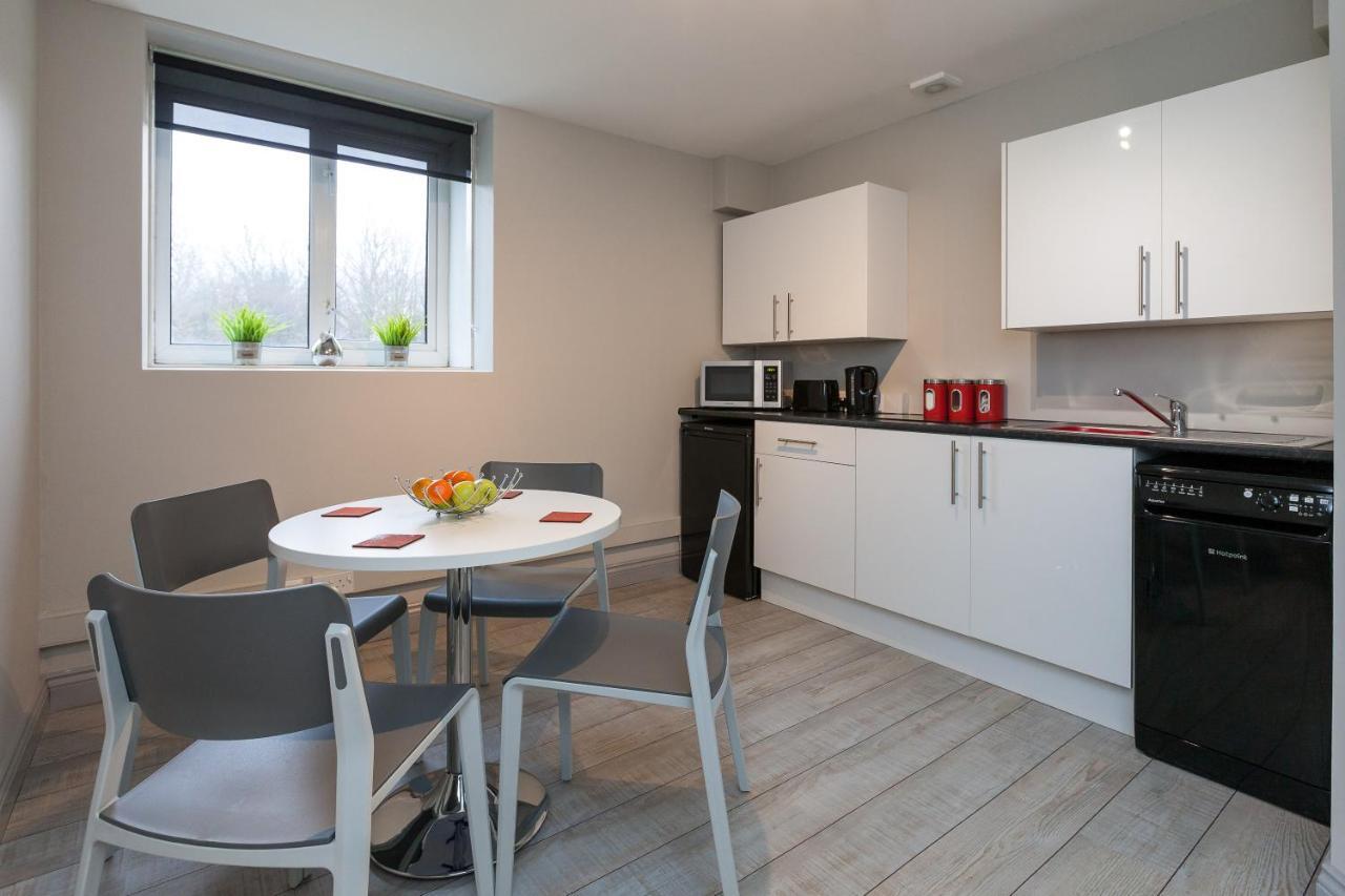 The Venue Serviced Apartments 허더즈필드 외부 사진